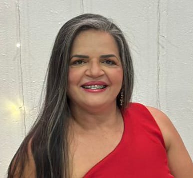 Elizângela Pereira de Oliveira